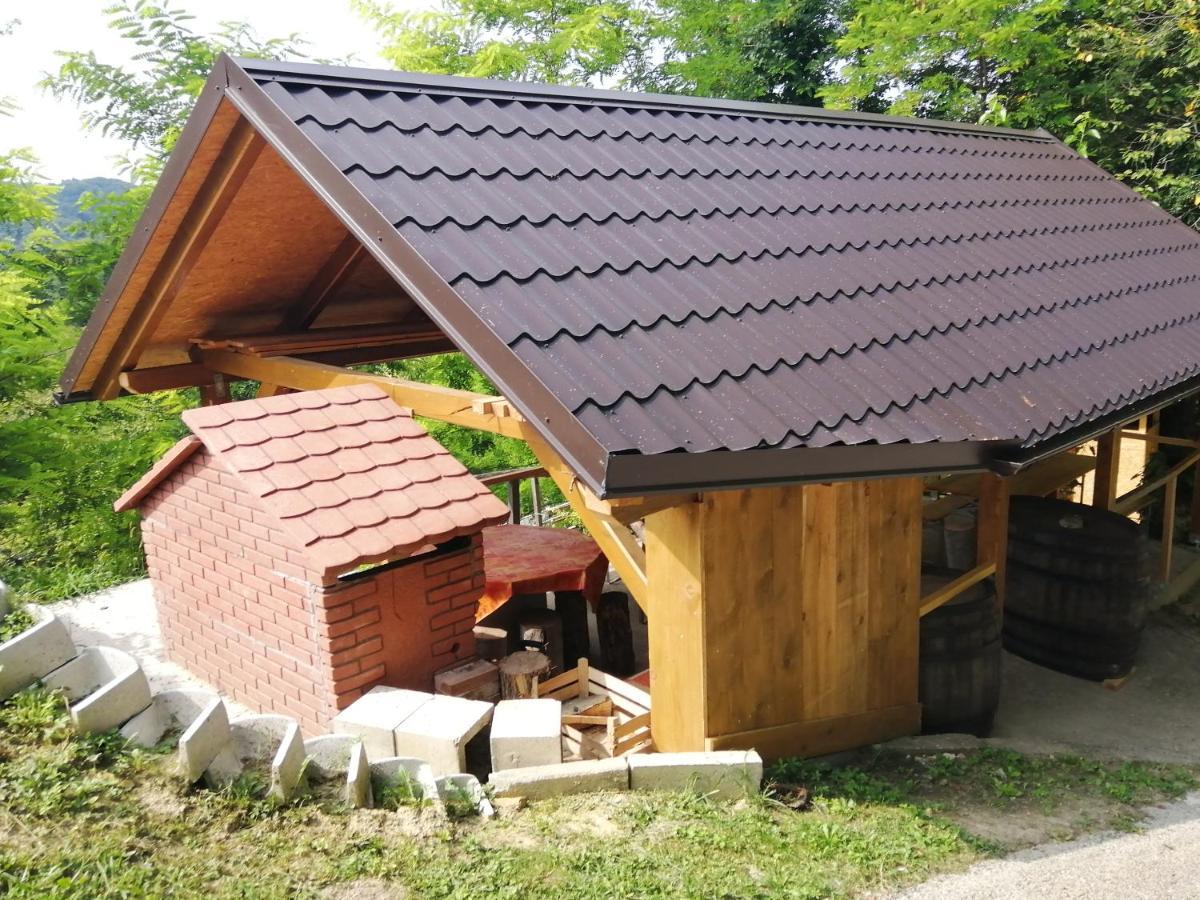 Robinzonski Smjestaj Tepes Tuheljske Toplice Ngoại thất bức ảnh